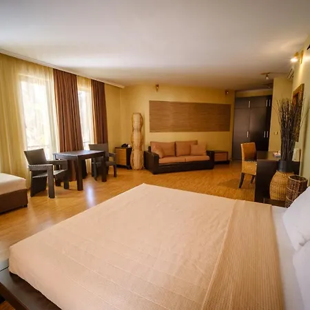 Family Classic 瓦爾納